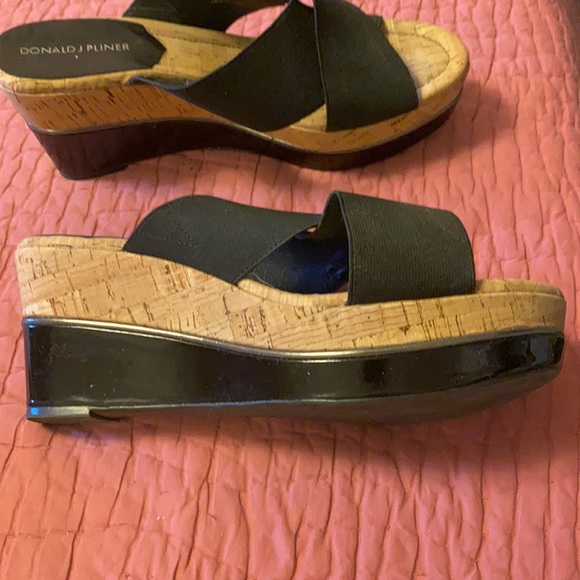 Crisscross Donald Pliner wedge sandals. - Picture 2 of 4